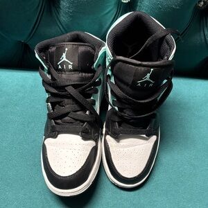 Kids Jordan Sneakers - Size 5Y